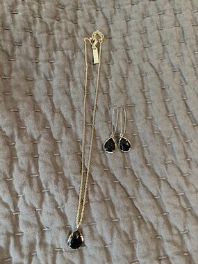 Kendra Scott Gold Necklace and Earrings with Black Teardrop Stones